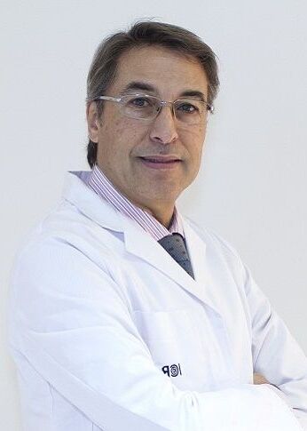 Doctor Dermatologoa Desi Lahera León